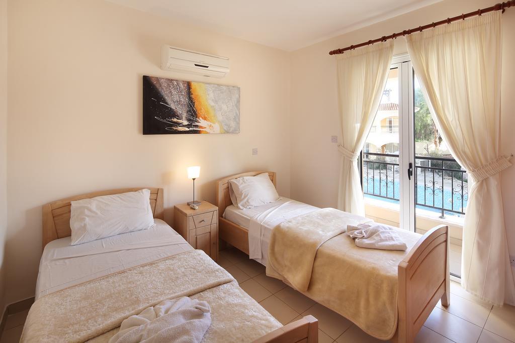 Adamou Gardens Apartment Paphos Exterior foto