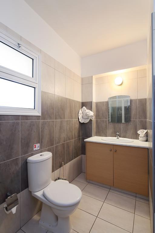 Adamou Gardens Apartment Paphos Exterior foto