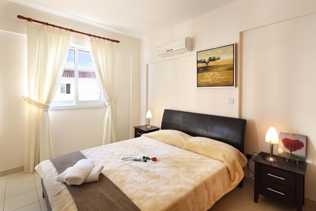 Adamou Gardens Apartment Paphos Exterior foto