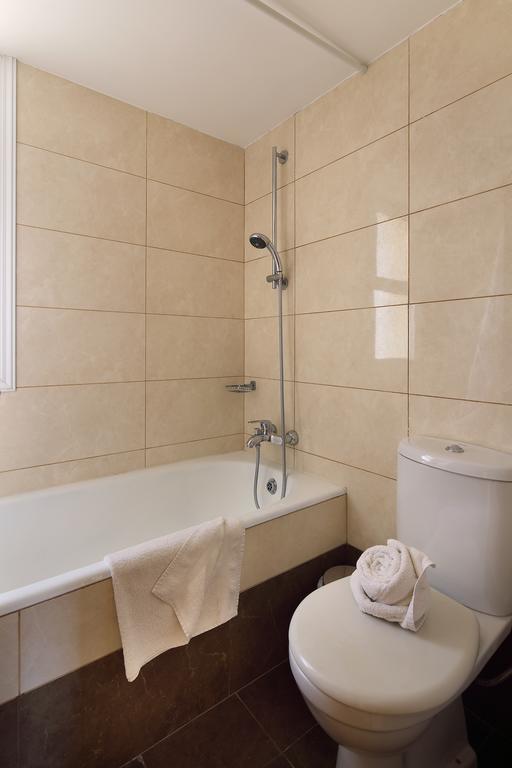 Adamou Gardens Apartment Paphos Exterior foto